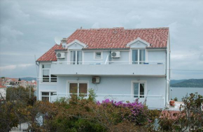 Rooms & Apartments Marinero
